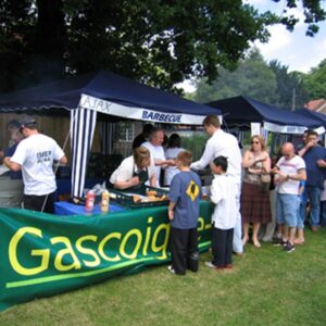 The 'Gascoigne-Pees' BBQ serving quality burgers and hot dogs